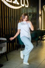 Women's basic T-shirt decorated with roses - Image 10