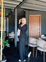 Women's short linen suit in various colors - Image 3