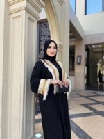 ⁦قفطان أسود فخم بتصميم راقٍ وتفاصيل أنيقة موديل 3⁩ - الصورة ⁦4⁩