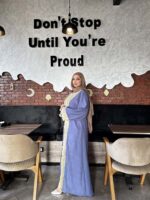 ⁦قفطان لافندر فخم بتصميم أنيق وتفاصيل راقية⁩ - الصورة ⁦10⁩