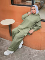 ⁦سوت حريمي قصير خامة سويد مستورد الوان⁩ - الصورة ⁦24⁩